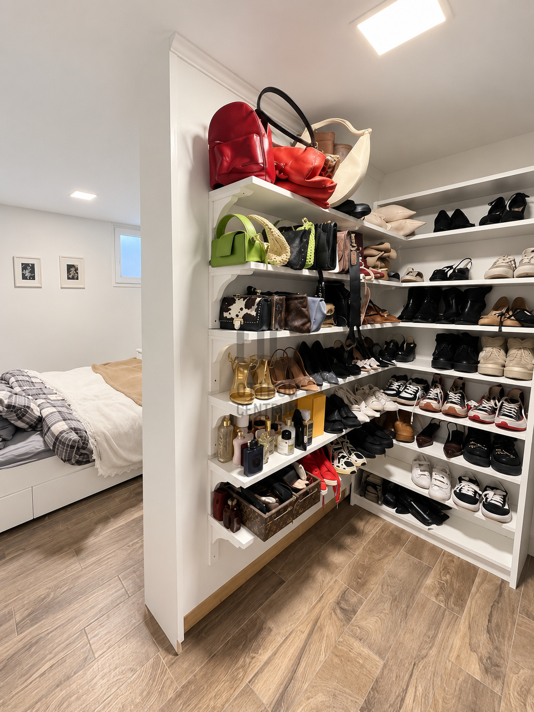 Gallery zoom image