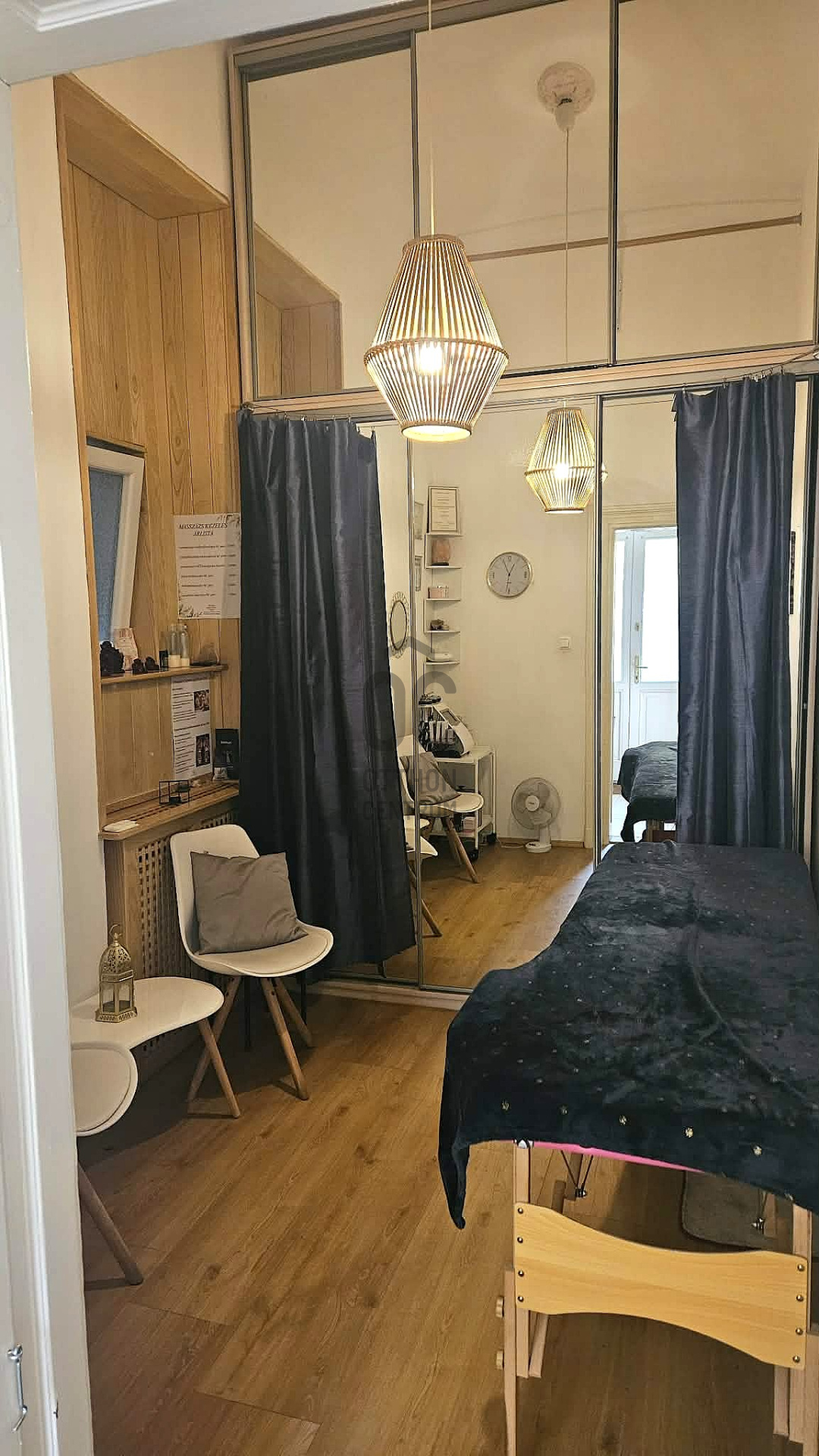 Gallery zoom image