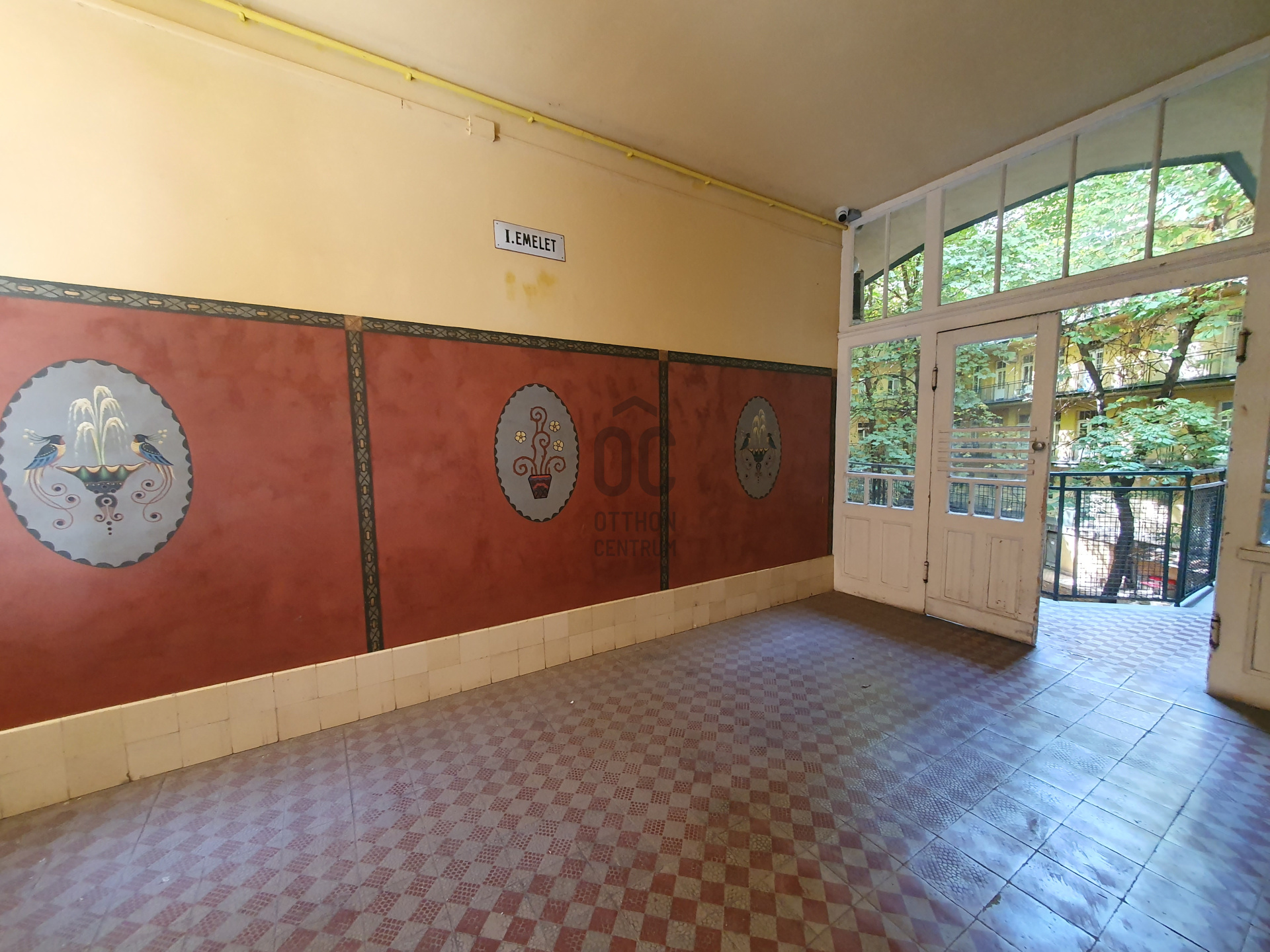 Gallery zoom image