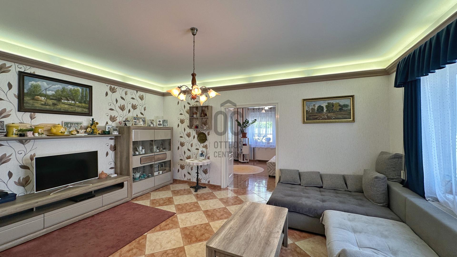 Gallery zoom image