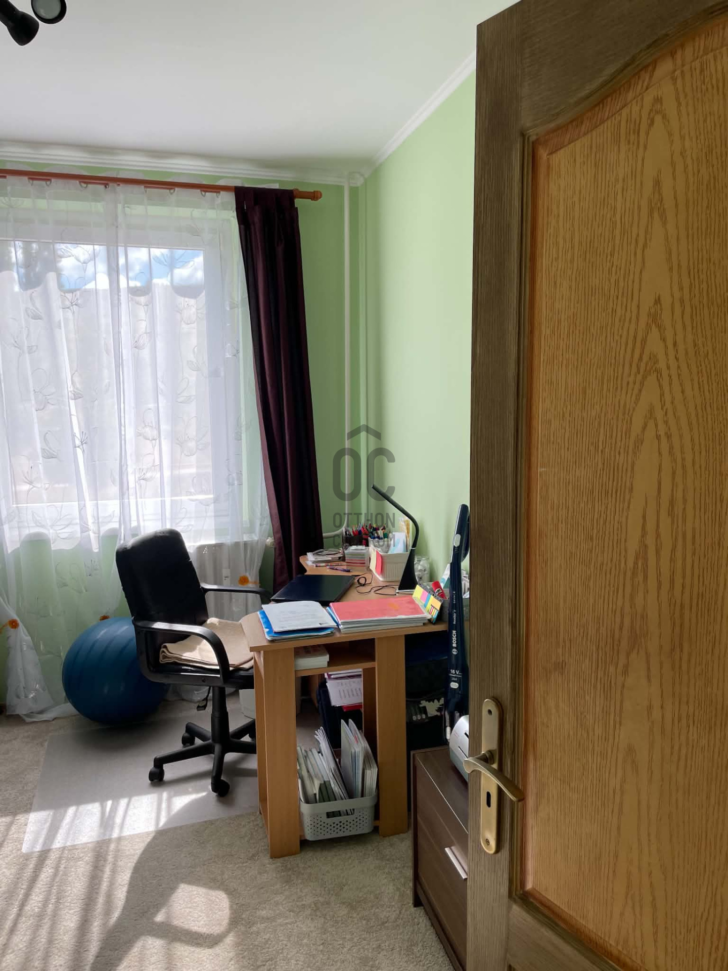 Gallery zoom image