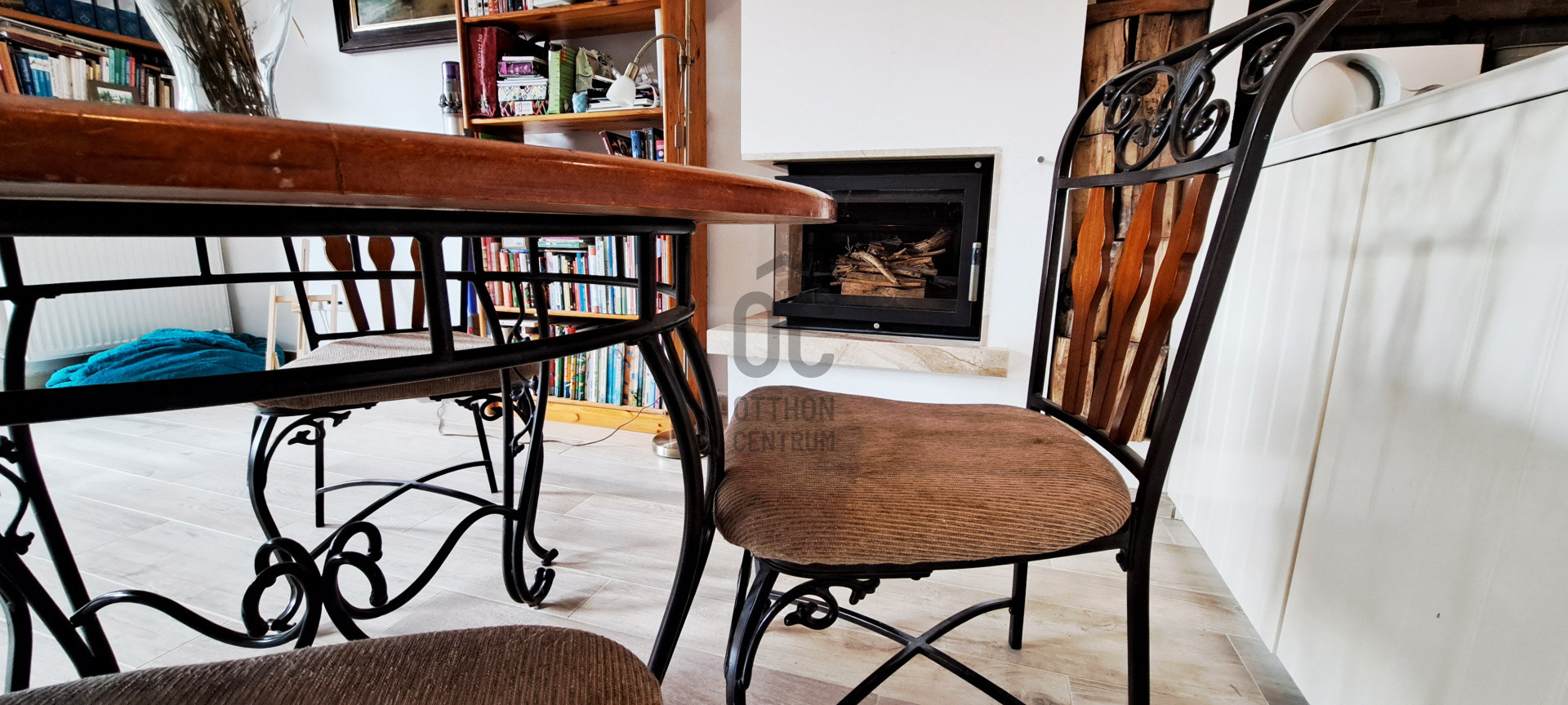 Gallery zoom image