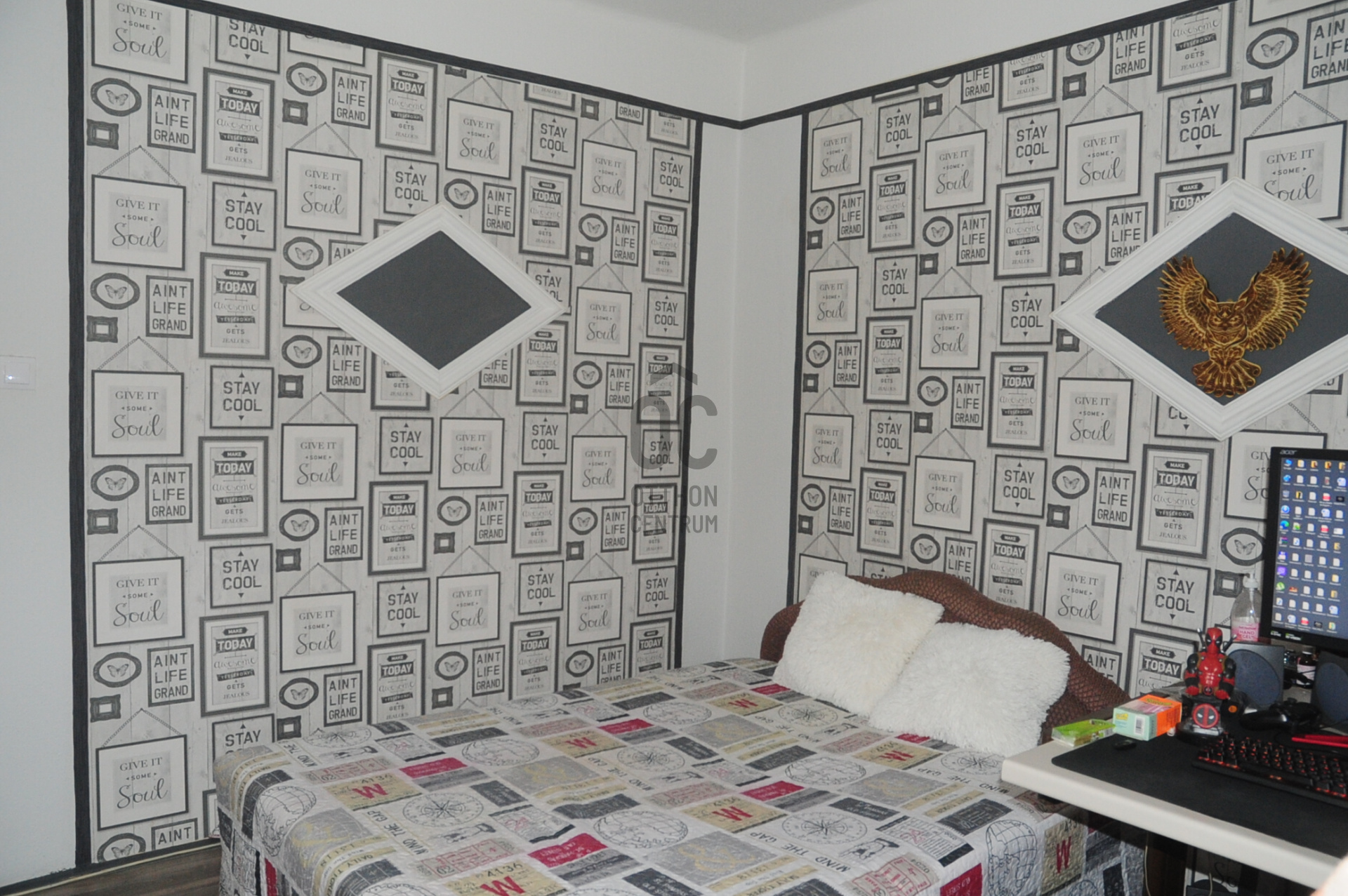 Gallery zoom image