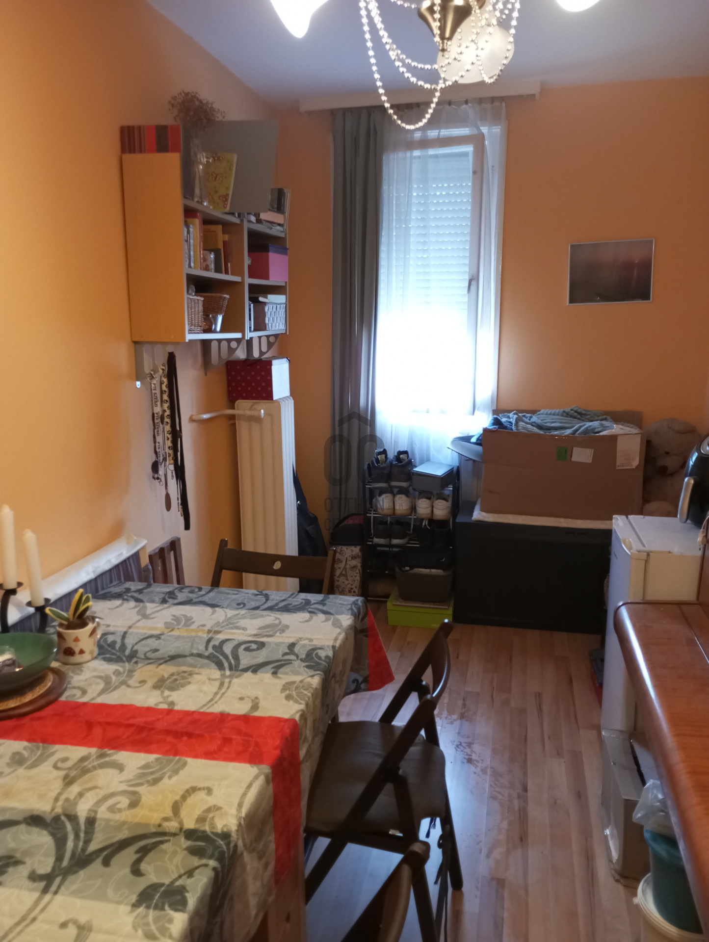 Gallery zoom image